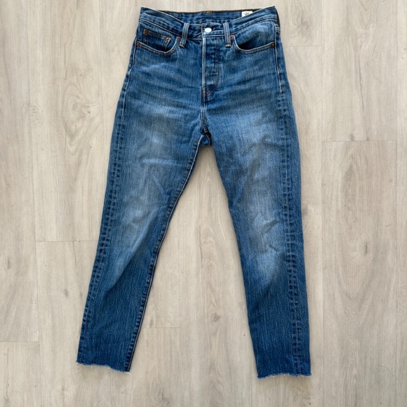 Levi’s Wedgie Icon High-Rise - Picture 4 of 4